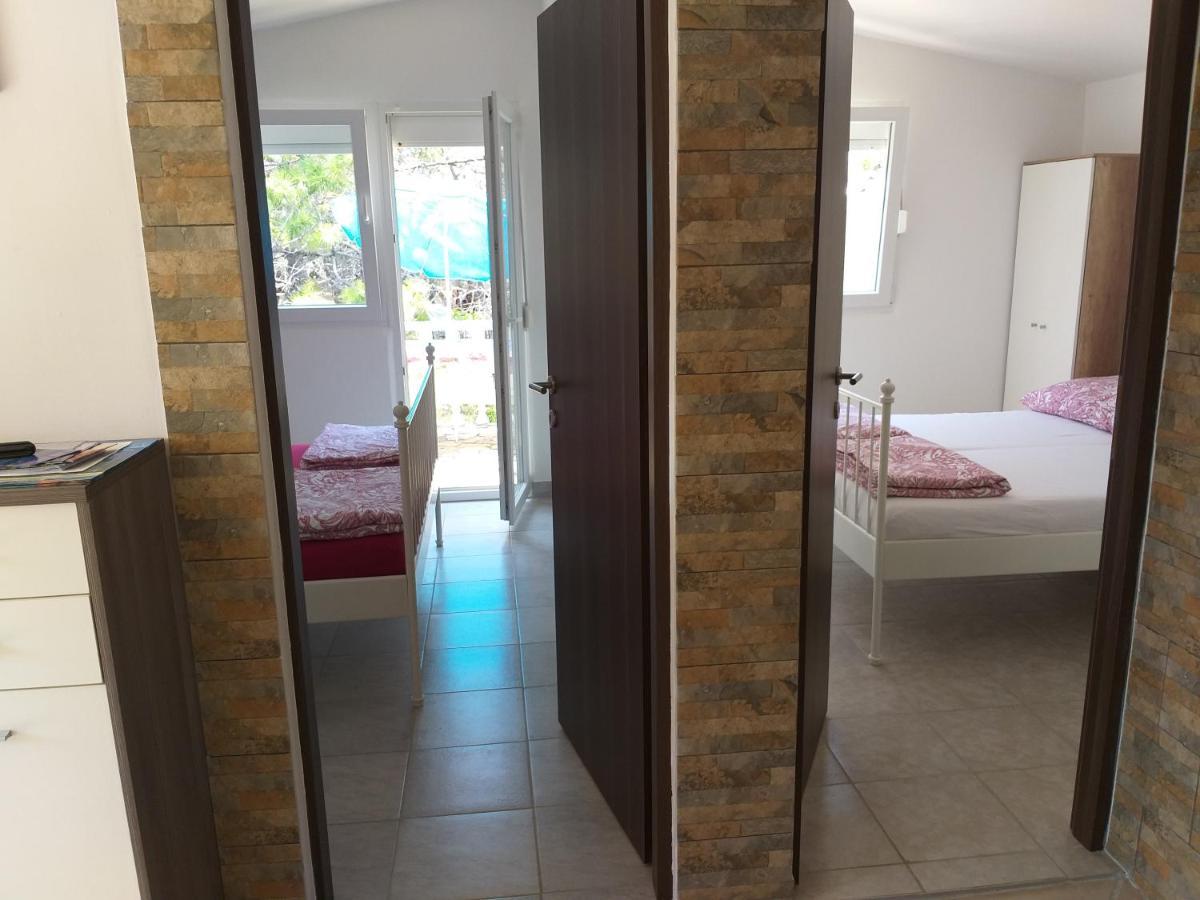 Familien Ferienhaus Vir Croatia 150M Strand Restaurant Einkaufen Екстер'єр фото