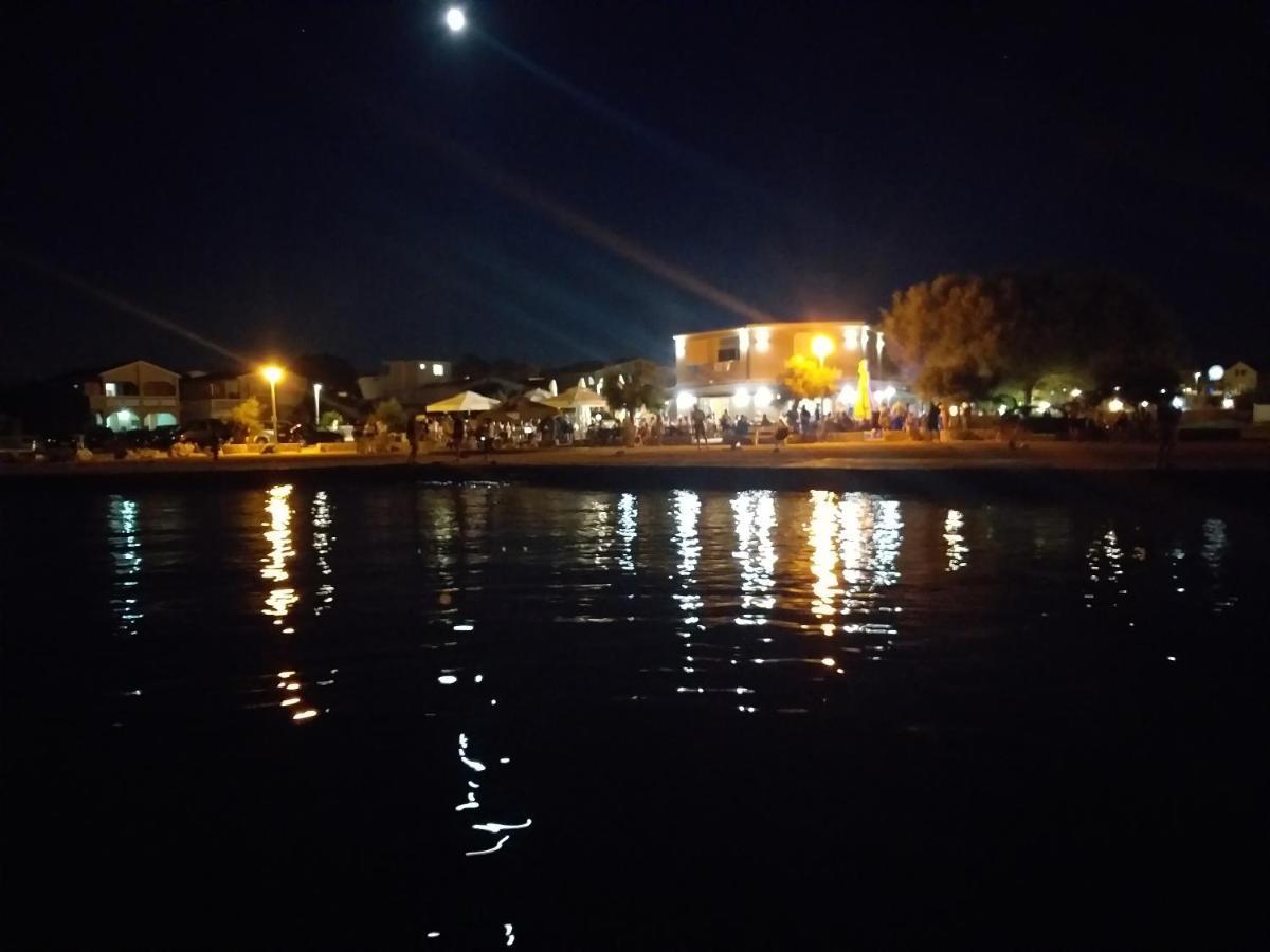 Familien Ferienhaus Vir Croatia 150M Strand Restaurant Einkaufen Екстер'єр фото