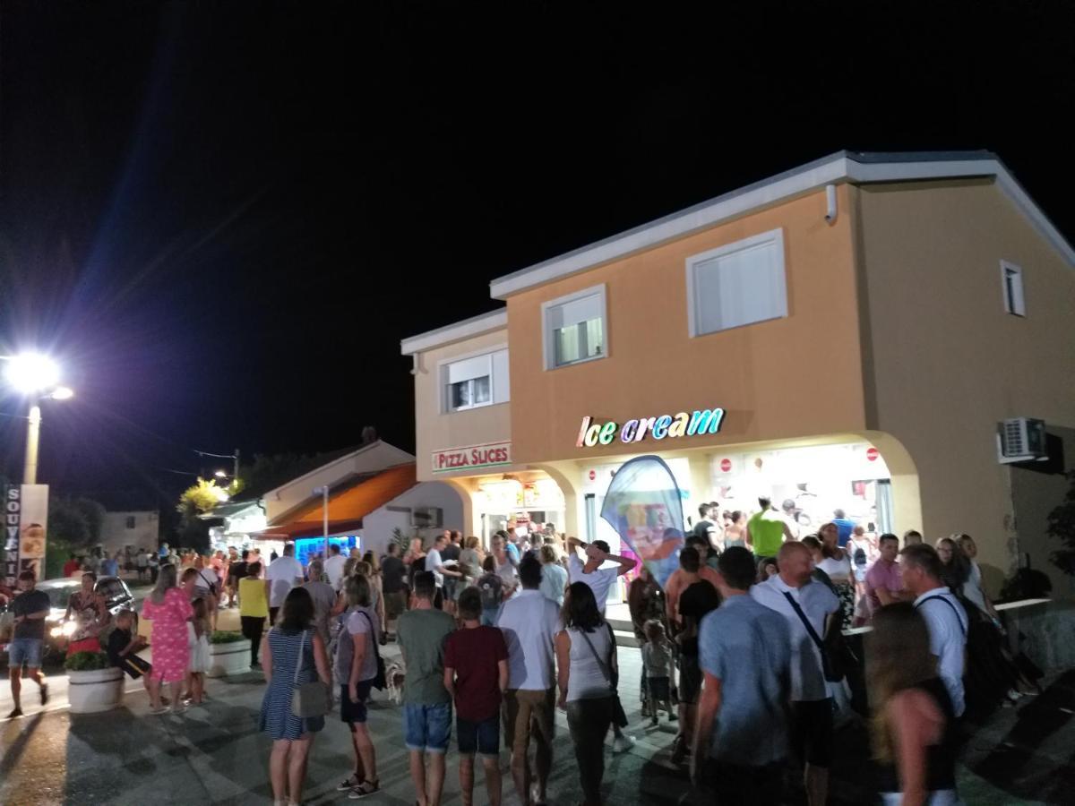 Familien Ferienhaus Vir Croatia 150M Strand Restaurant Einkaufen Екстер'єр фото
