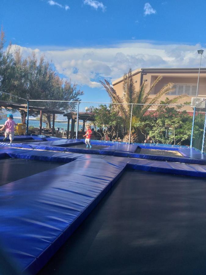 Familien Ferienhaus Vir Croatia 150M Strand Restaurant Einkaufen Екстер'єр фото